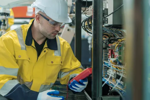 Shortage of skilled workers for the boom in Data Centres for the future of AI.